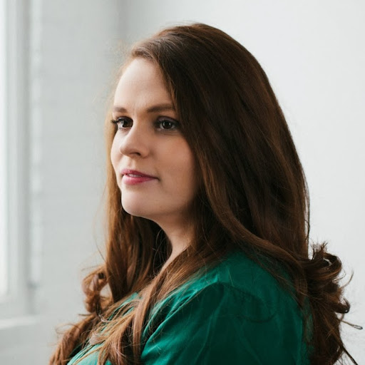 Elizabeth Worley Photo 31