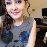 Julie Grassi Photo 3