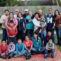 Julia Flores Photo 8