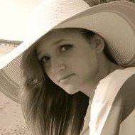 Elizabeth Hyatt Photo 14