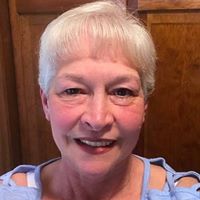 Anne Singleton Photo 34