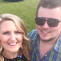 Sarah Compton Photo 19