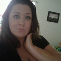 Lauren Groves Photo 23