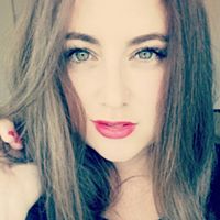 Laura Daniels Photo 18