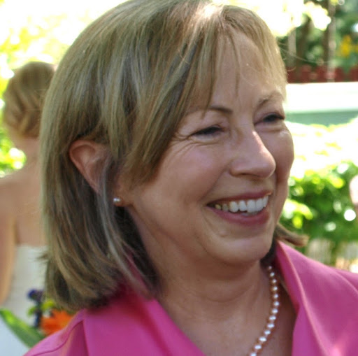 Linda Hickey Photo 37