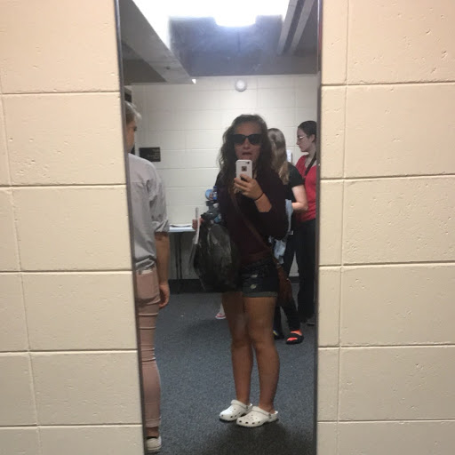 Samantha Haynes Photo 17