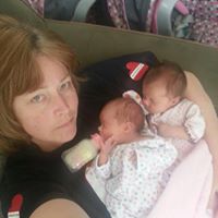 Ruth Magnus Photo 12