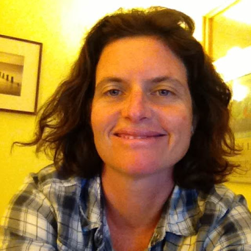 Laura Booker Photo 8