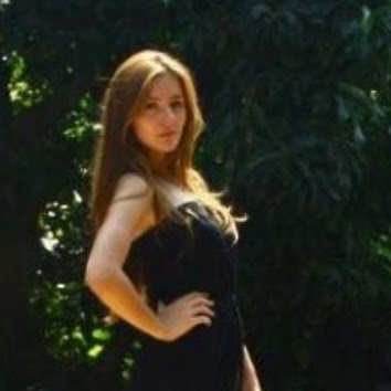 Elizabeth Sweet Photo 34