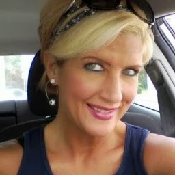 Kimberly Schaeffer Photo 7