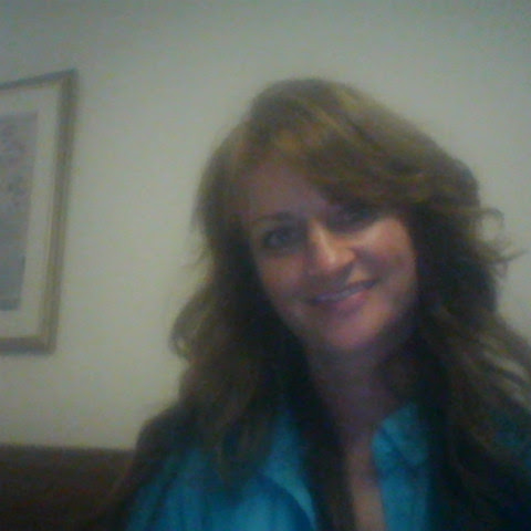 Carrie Garland Photo 8