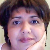 Elizabeth Segovia Photo 34