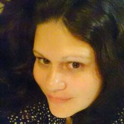 Anna Castillo Photo 9