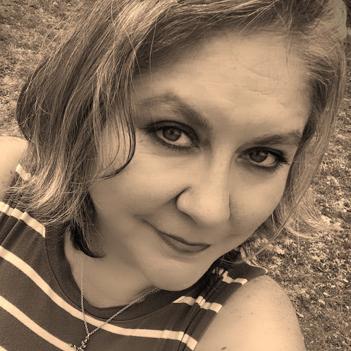 Theresa Lopez Photo 9