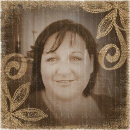 Sharon Sharp Photo 29