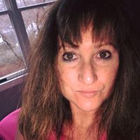 Suzanne Richardson Photo 23