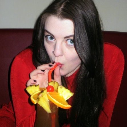 Sara Maguire Photo 1