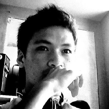 Justine Santos Photo 7