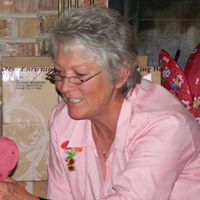 Judy Simmons Photo 15