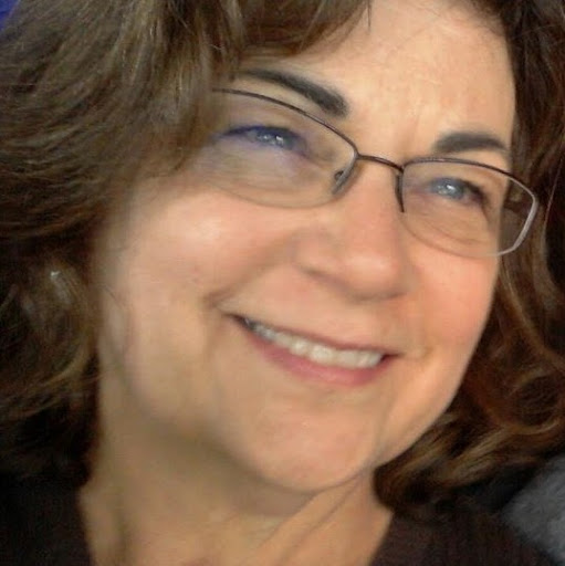 Laurie Hansen Photo 12