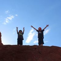 Laura Bailey Photo 39