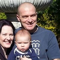 Lara Robertson Photo 28