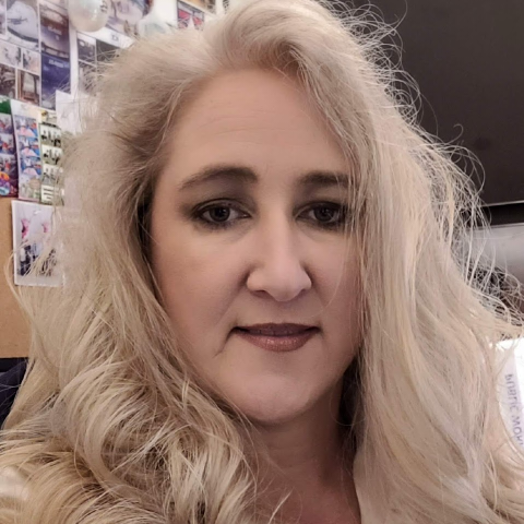 Kimberly Bowen Photo 4