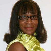 Karen Brewer Photo 21