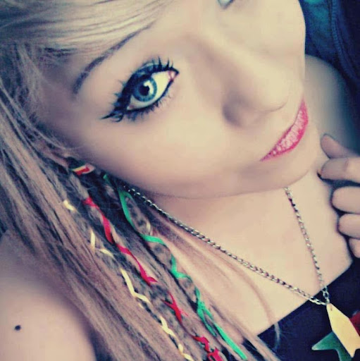 Jessica Damian Photo 2