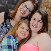 Kari Phillips Photo 27