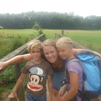 Anne Hendriks Photo 4