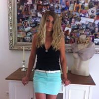 Melanie Erwin Photo 9