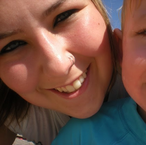 Allison Howard Photo 29