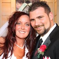 Julie Waller Photo 22