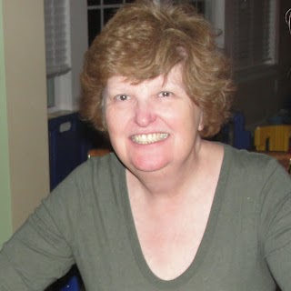 Janet Myers Photo 33