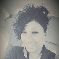 Maxine White Photo 11