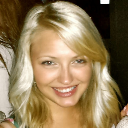 Laura Wilson Photo 20