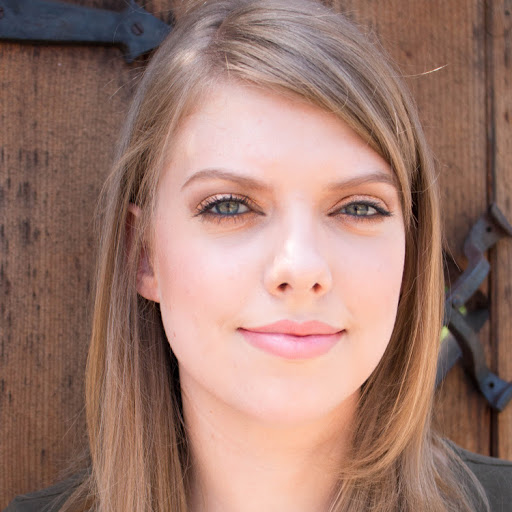 Veronica Perry Photo 9