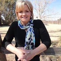 Jenny Jenkins Photo 17