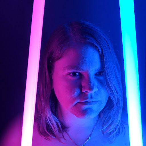 Elizabeth Dixon Photo 10 Elizabeth Dixon Photo 10