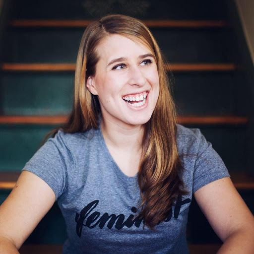 Chelsea Peterson Photo 17