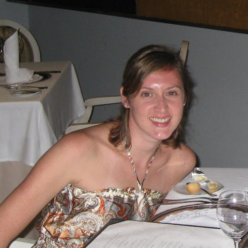 Holly Allen Photo 16