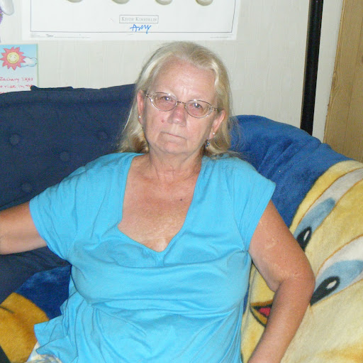 Debra Estep Photo 16