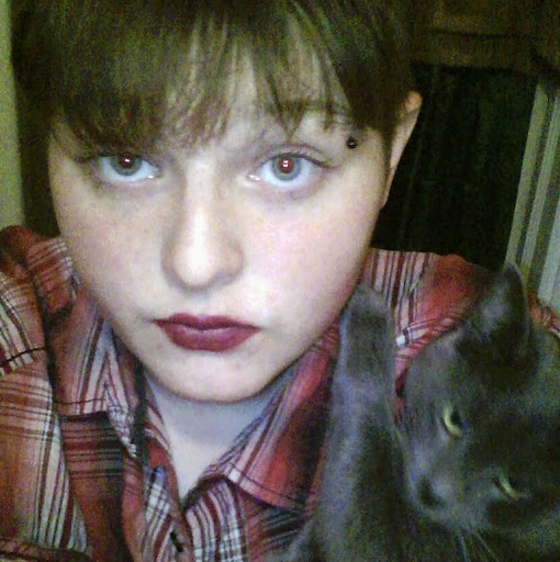 Julie Spencer Photo 16