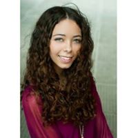 Elizabeth Hudson Photo 36