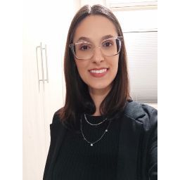 Stephanie Serrano Photo 21