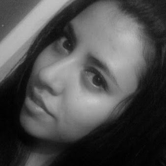 Vivian Ayala Photo 3
