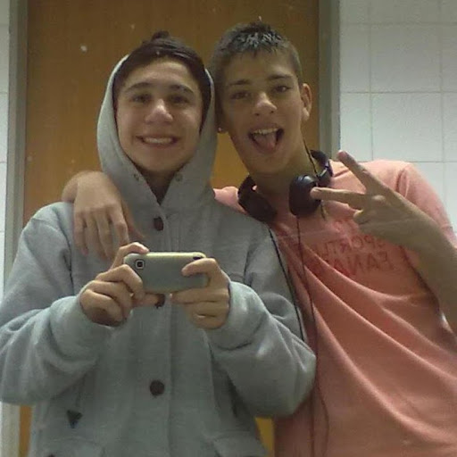 Alan Vargas Photo 17
