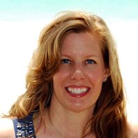 Tracy Lively Photo 19