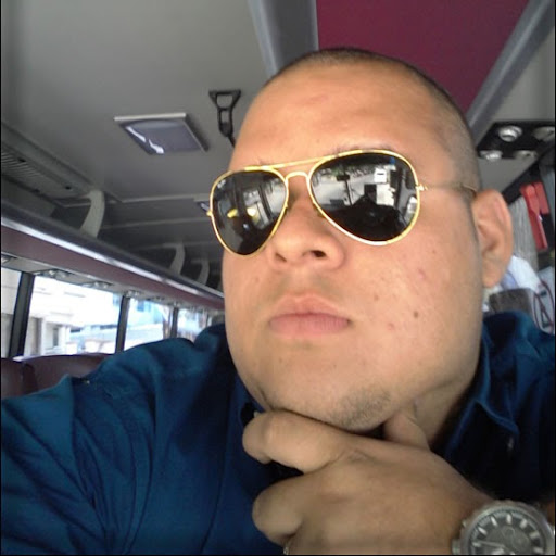 Edgardo Robles Photo 13